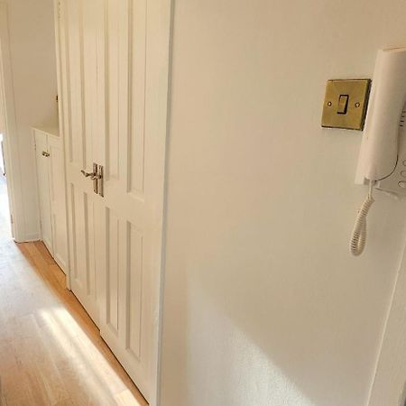 Royal Mile - Bright 2 Bedroom Apartment Edimburgo Exterior foto