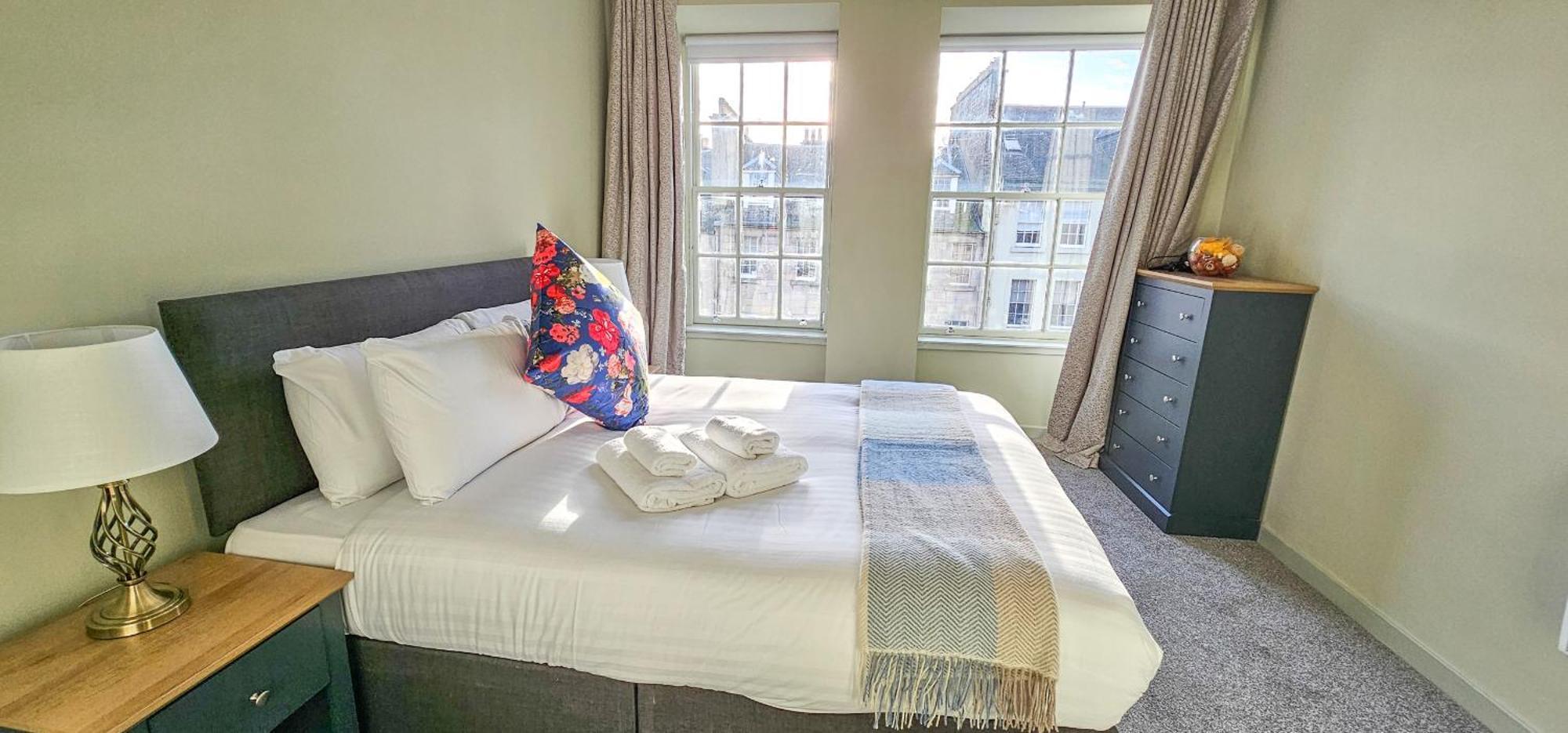 Royal Mile - Bright 2 Bedroom Apartment Edimburgo Exterior foto
